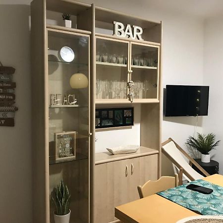 Charmant Appartement Au Coeur De Juan Les Pins อองทีบส์ ภายนอก รูปภาพ